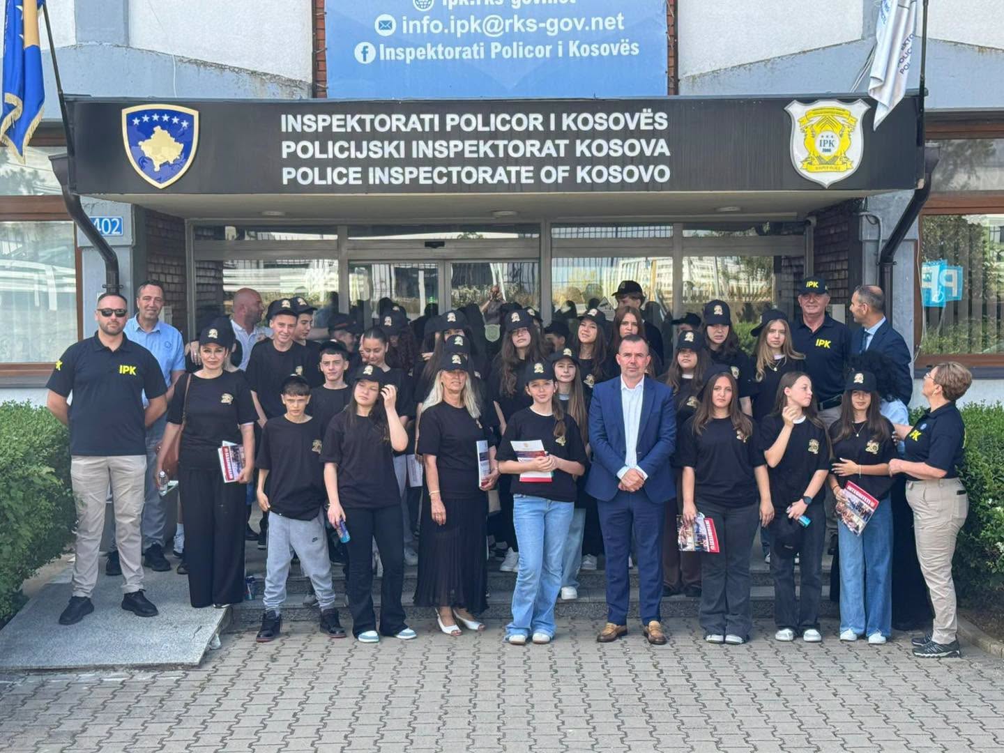 Inspektorati Policor i Kosovës priti në vizitë nxënësit e shkollës “Shkendije”të Hajvalisë